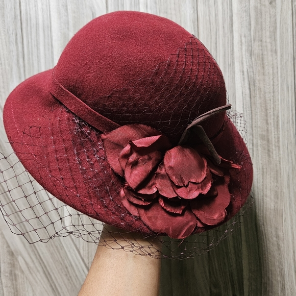 Betmar Style WPL 5923 100% Wool  Late 1950s early 1960s Cherry Red - Picture 1 of 16